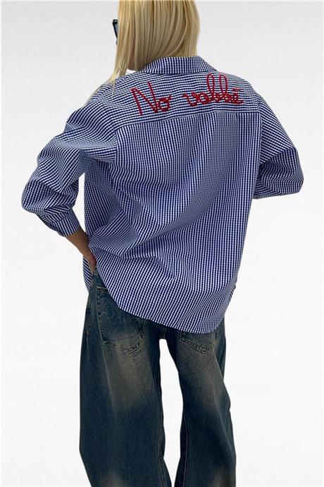 Camicia con scritta ricamata NO VABBE